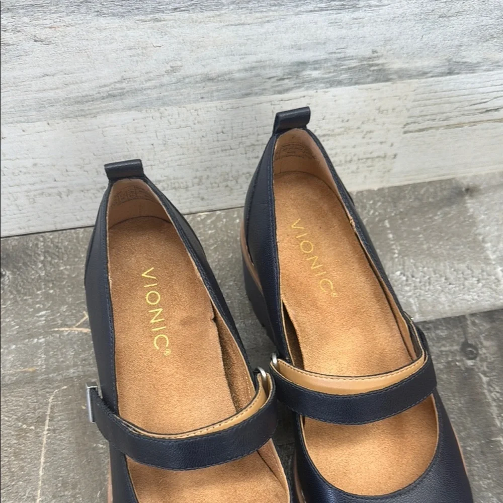 Vionic Alma Mary Jane Wedge Pump in Navy Blue Leather Size 6 NWOB